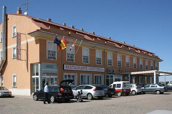 Hotel Los Toreros Del Trabancos Siete Iglesias de Trabancos Luaran gambar