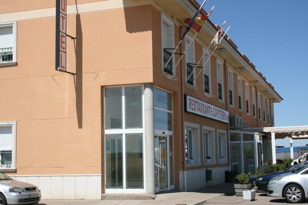Hotel Los Toreros Del Trabancos Siete Iglesias de Trabancos Luaran gambar